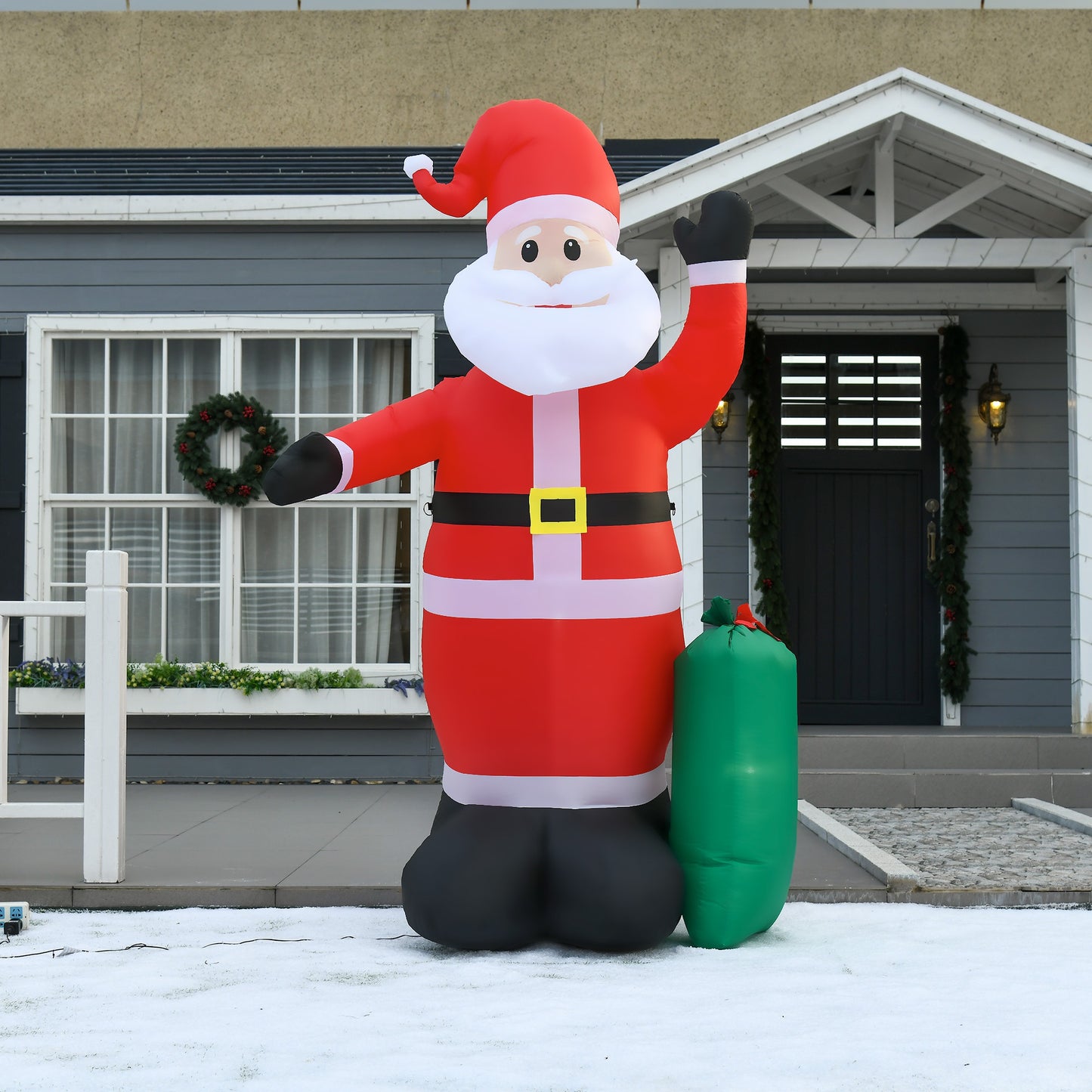 HOMCOM Inflatable Christmas Outdoor Lighted Yard Decoration, Santa